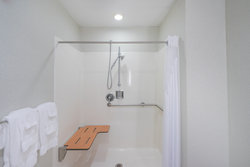  - Holiday Inn Express Bloomsburg