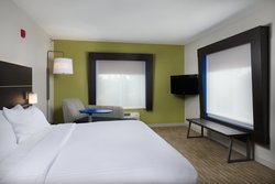  - Holiday Inn Express & Suites Independence - I-70, Exit 17