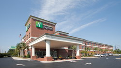  - Holiday Inn Express Leland