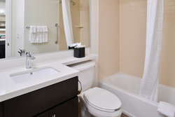  - Candlewood Suites Beaumont - I-10, Exit 848