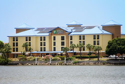  - Holiday Inn Express & Suites Airport Tampa