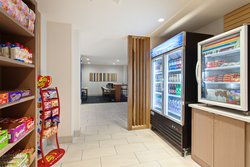  - Holiday Inn Express & Suites Corona - I-15, Exit 95