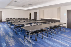  - Holiday Inn Express & Suites Lee's Summit - I-470, Exits 7A & 7B