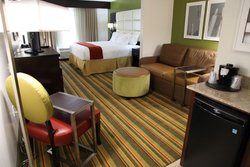  - Holiday Inn Express & Suites Madison - I-565, Exit 9