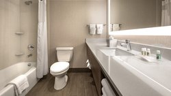  - Holiday Inn Lakewood