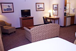  - Holiday Inn Express & Suites Fort Pierre