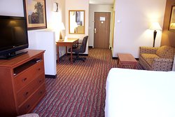  - Holiday Inn Express & Suites Fort Pierre