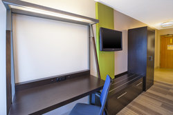  - Holiday Inn Express Midway Airport Chicago