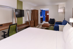  - Holiday Inn Express & Suites East Raleigh - I-440, Exit 13B