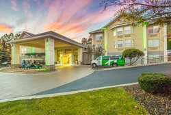  - Holiday Inn & Suites Peachtree City