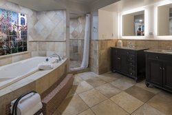  - Holiday Inn & Suites North Airport Phoenix