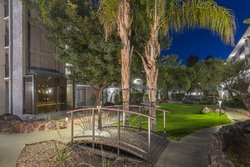  - Holiday Inn & Suites North Airport Phoenix