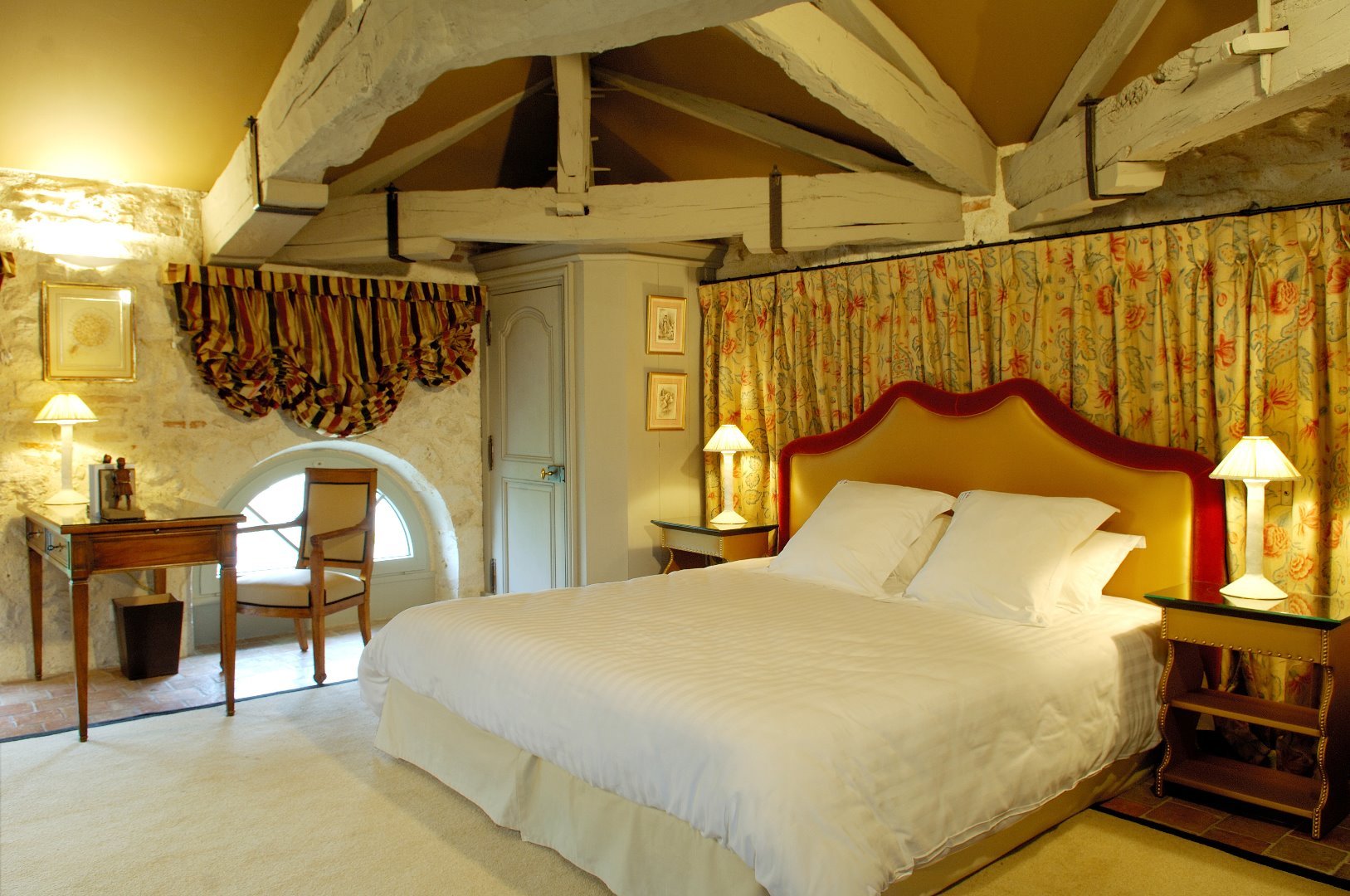 Michel Trama-guestroom-Superior Room.jpg
