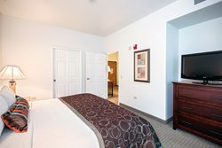  - Staybridge Suites Rockford - I-39 & I-90, Exit 15