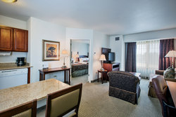  - Staybridge Suites Rockford - I-39 & I-90, Exit 15