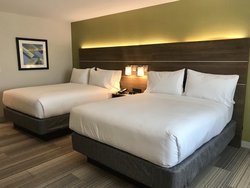  - Holiday Inn Express Pasadena - I-210, Exit 30