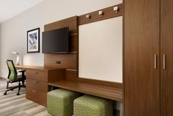  - Holiday Inn Express & Suites Wilder - I-275, Exit 77