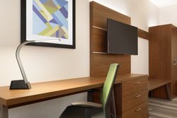  - Holiday Inn Express & Suites Wilder - I-275, Exit 77