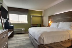  - Holiday Inn Express & Suites Wapakonet - I-75, Exit 111