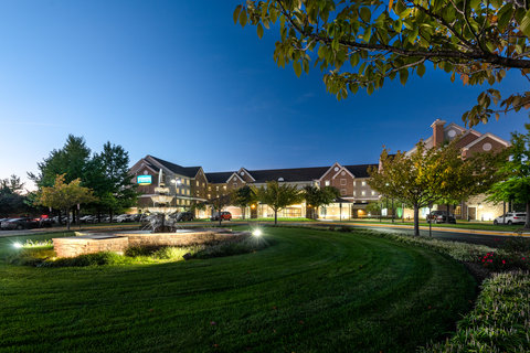 Near Corporations, We Are The Ideal Choice For Business Travelers