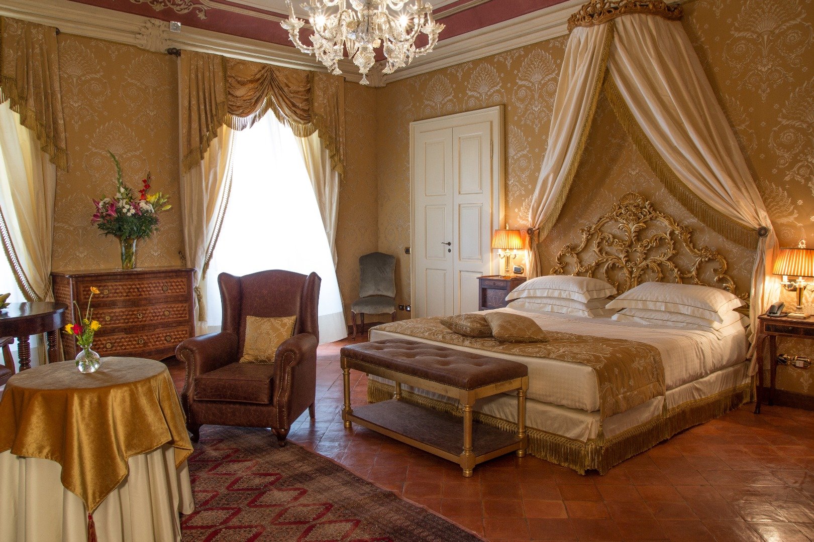 Castello di Guarene-guestroom-Castle Deluxe Room.jpg