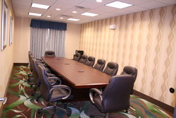  - Holiday Inn Express & Suites Pratt