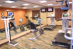  - Holiday Inn Express & Suites Pratt
