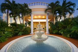  - Holiday Inn Express Miami Airport Doral