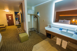  - Holiday Inn Express Pasco