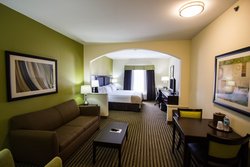  - Holiday Inn Express & Suites Nacogdoches