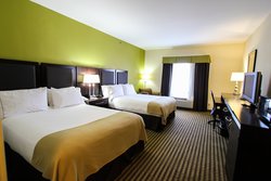 - Holiday Inn Express & Suites Nacogdoches