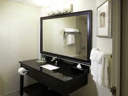  - Holiday Inn & Suites Downtown Winnipeg