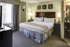 atlanta buckhead suites inn express holiday