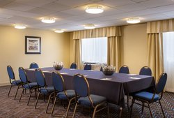  - Holiday Inn East Hartford - I-84, Exit 53 & 54