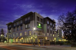  - Holiday Inn Wine Country Windsor