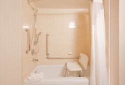  - Holiday Inn Broadway Vancouver Centre