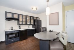  - Candlewood Suites North Pueblo - I-25, Exit 102