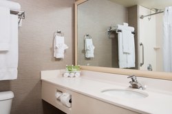  - Holiday Inn Express & Suites Burlington - I-5, Exit 230