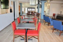  - Holiday Inn Express & Suites Kirksvlle