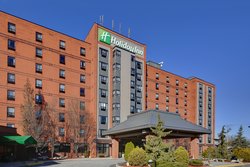 - Holiday Inn & Suites Ambassador Bridge Windsor