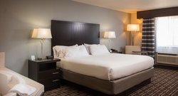  - Holiday Inn Express Le Claire - I-80, Exit 306