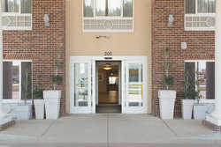  - Holiday Inn Express & Suites Minot
