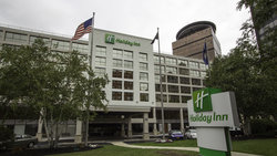  - Holiday Inn Downtown Rochester - I-490, Exit 13