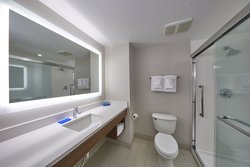 - Holiday Inn Express & Suites Central Point - I-5, Exit 33
