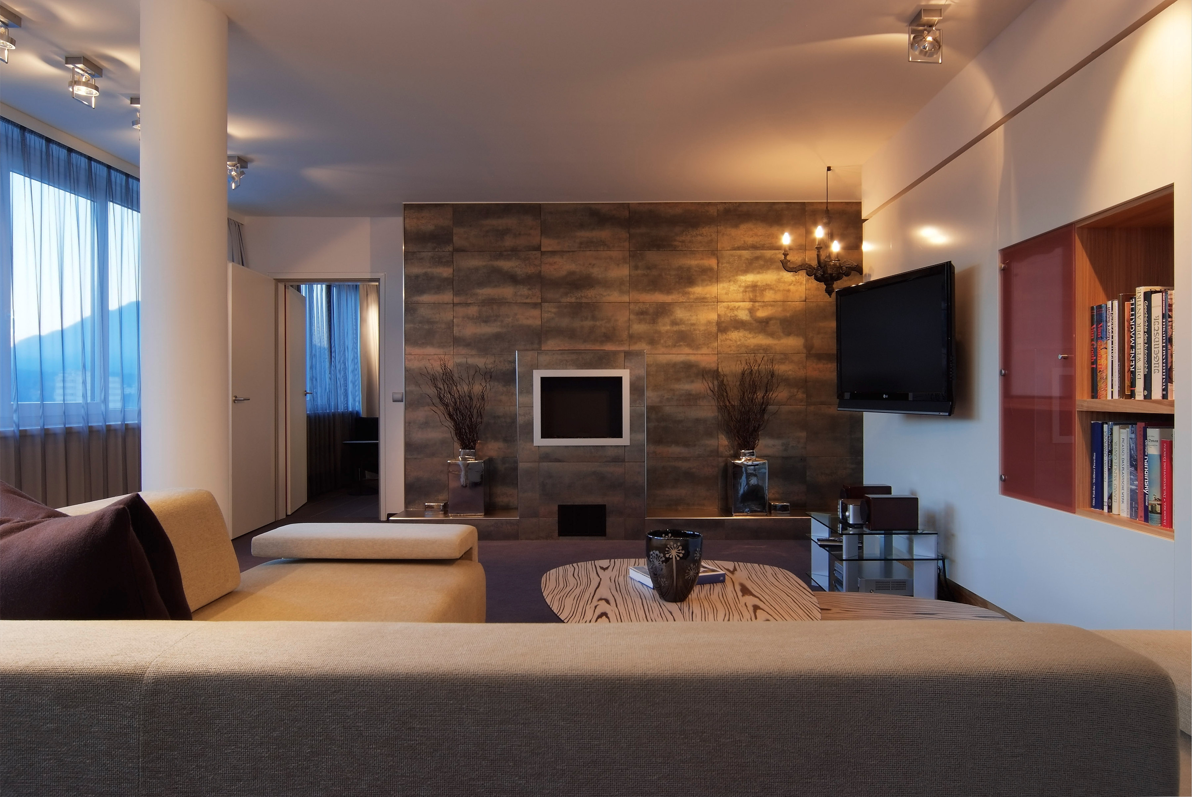 VOCO VILLACH BY IHG-guestroom-Presidential Suite.jpg