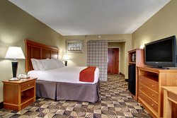  - Holiday Inn Express Hurricane Mills - I-40, Exit 143