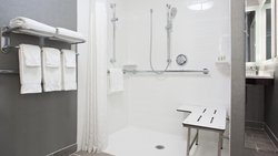  - Holiday Inn Weirton