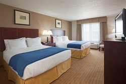  - Holiday Inn Express & Suites Antigo