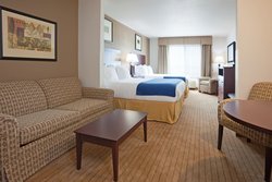  - Holiday Inn Express & Suites Antigo