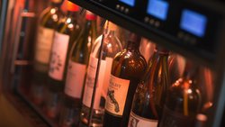  - Holiday Inn Express & Suites Davenport - I-74, Exit 2